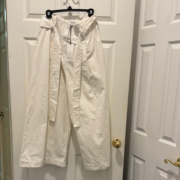 White Wide Leg Pants with Relaxed Fit - Picture 5 of 16